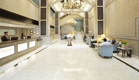 칼튼 타워 호텔