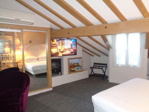 호텔 르 데그레 드 노트르 담