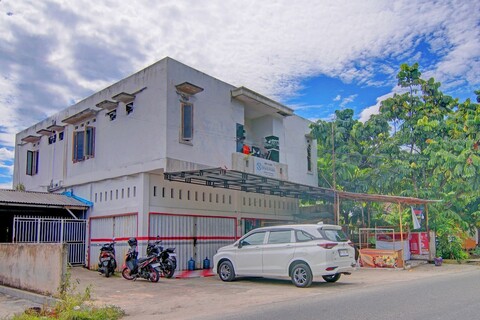 호텔 O 스와카르야 게스트하우스