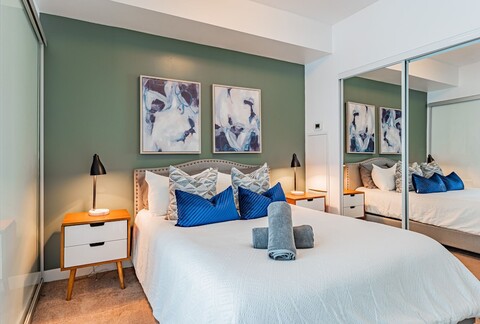 더 베이 스위트 - 엔터테인먼트 디스트