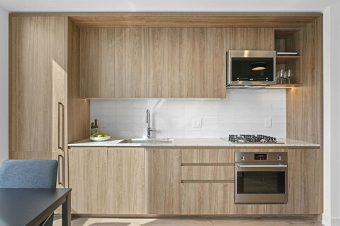 레벨 시카고 - 리버 노스