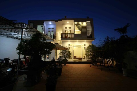 바질 홈스테이 앤드 호스텔