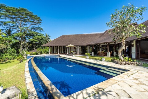 티르타 타와르 빌라 우붓