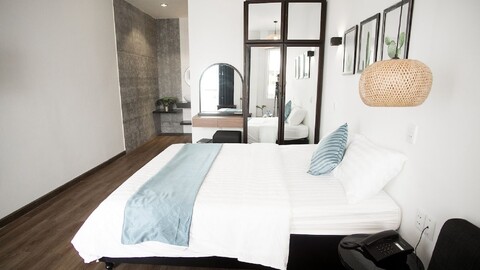 꾸우 낌 손 호텔