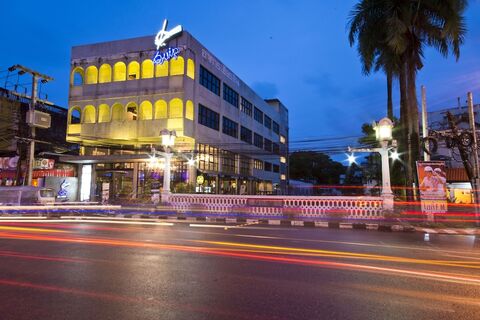 푸켓 숙소 - Quip Bed & Breakfast Phuket Hotel