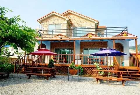 부안 자연 가든 펜션