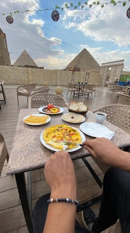 피라미즈 하이트 인