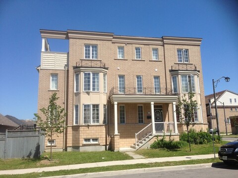 토론토 노스 트래블러스 홈