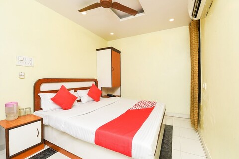 오요 15835 호텔 시티 팰리스