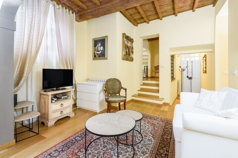 일 니도 디 산타 크로체 바이 메가