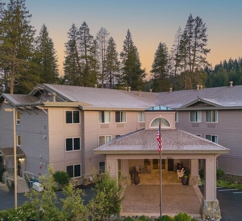 트러키 도너 로지