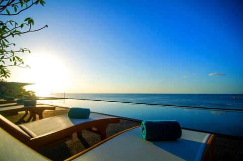 논 딸라이 수린 비치 푸켓