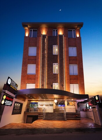 호텔 돌핀 인터내셔널