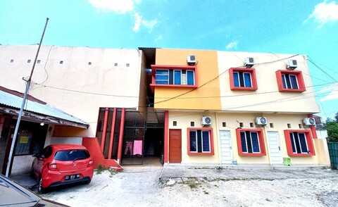 호텔 O 재스민 하우스 샤리아, 마스지드 누룰 이크완 근처