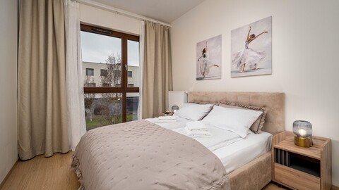 아파트 선 & 스노우 노바 크로리카르니아