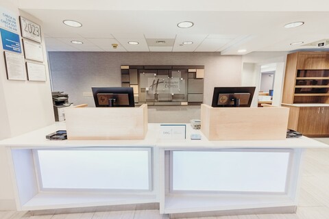 홀리데이 인 익스프레스 애틀랜타 NE I-85 클레어몬트 바이 IHG