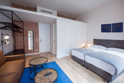 룸00 그란 비아 호스텔