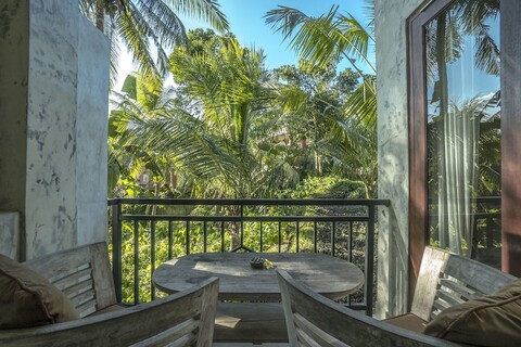 아디 비스마 인