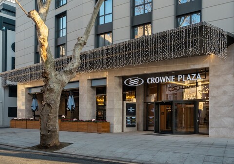 크라운 플라자 이스탄불 오르타쾨이 보스포러스, 바이 IHG