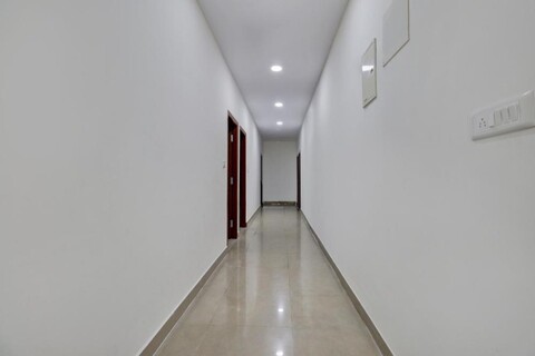 Hotel O Maruthi Paradise Netaji Udyanavana Park