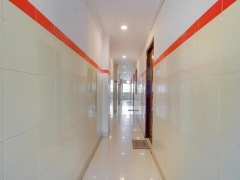 OYO 820761 HOTEL SITA GRAND