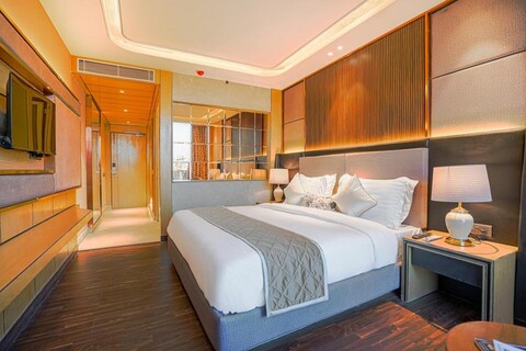 Luxe Stayz Signature 