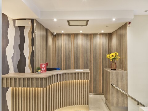 피디아스 피레우스 호텔