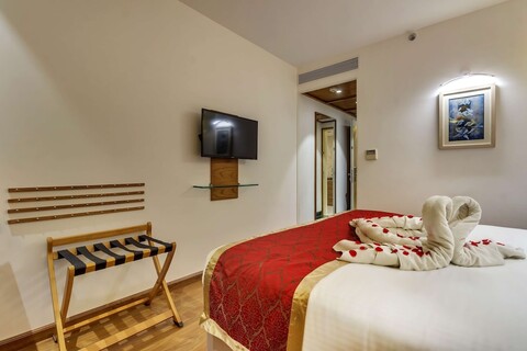 골든 툴립 뉴델리 - 하리 나가르