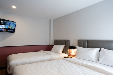 말라데스 하우스