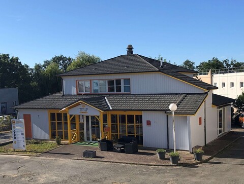 프레미어 클래스 렌 오우에스트 - 르 류이