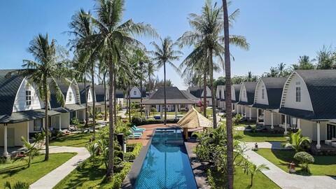 잠불루욱 오세아노 리조트 길리 트라왕안