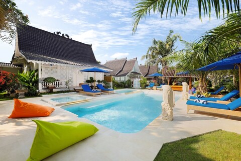 호텔 푸리 템포 도엘로에