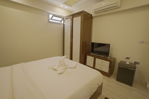 퀸 피라미드 뷰