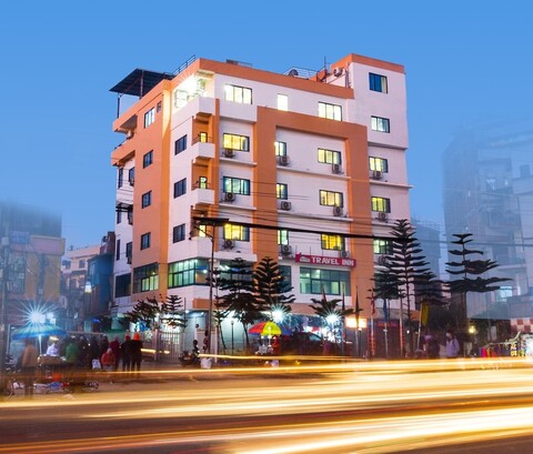 트래블 인 호텔