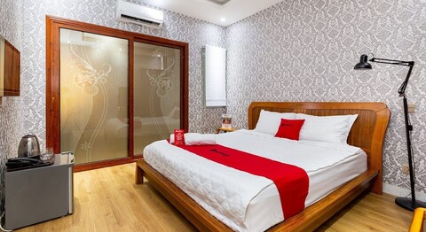 스프링 공항 호텔