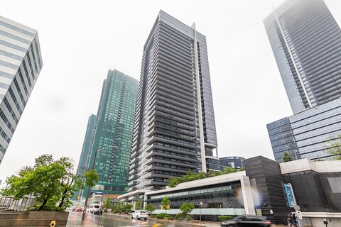 노스 요크의 모던 아파트먼트