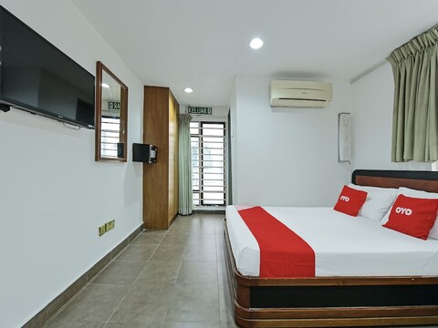 OYO 90780 J Hotel Bukit Bintang
