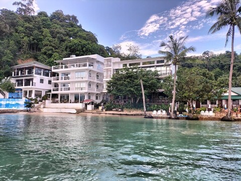 오렌지 펄 비치 리조트