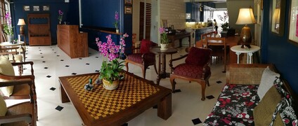 베드 인 타운 - 호스텔