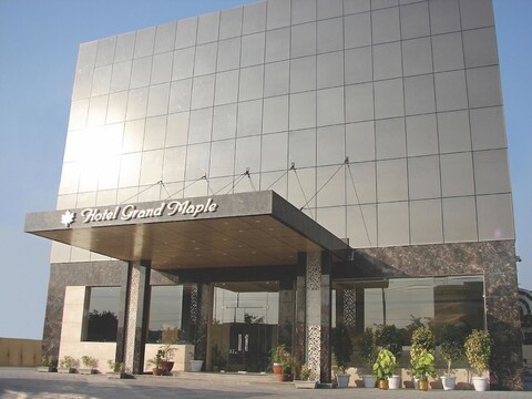 호텔 그랜드 메이플