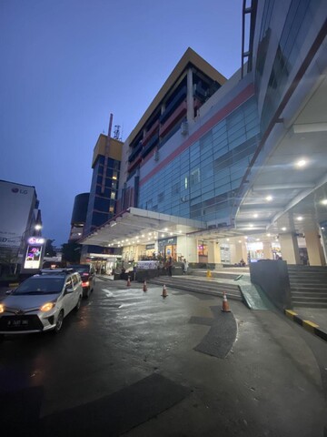 남룸 앳 글로독 플라자