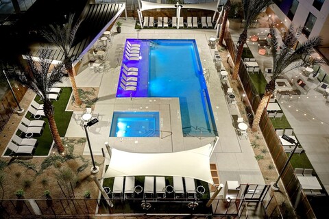 홈2 스위트 바이 힐튼 라스베이거스 컨벤션 센터