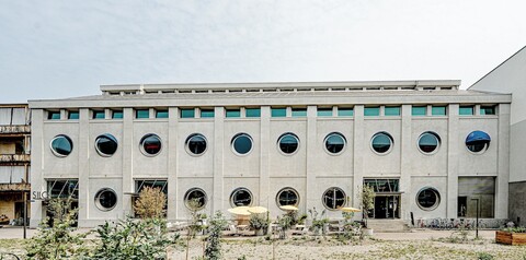 사일로 디자인 & 부티크 호스텔