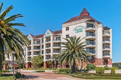 그레이트 이스턴 모터 로지