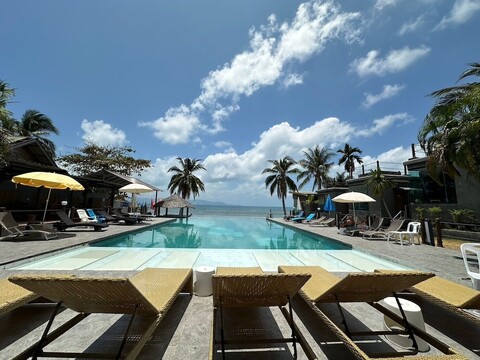 더 씨 리조트 핫 린