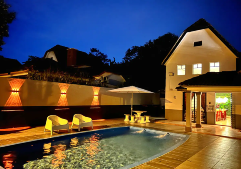 Yussy Homestay at Afamosa Villa