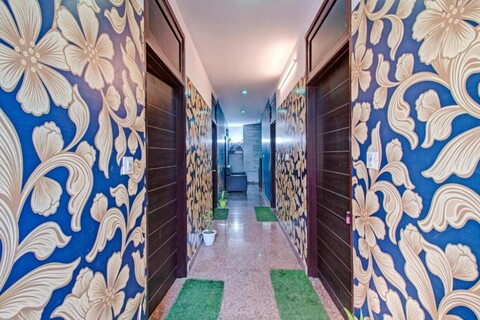 HOTEL O Rawat Palace