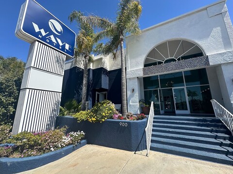 더 웨이브 맨해튼 비치