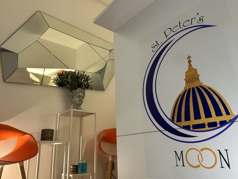 세인트 피터의 달