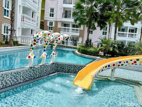 좀티엔 비치, 파타야 - 세븐 씨즈 코트다쥐르